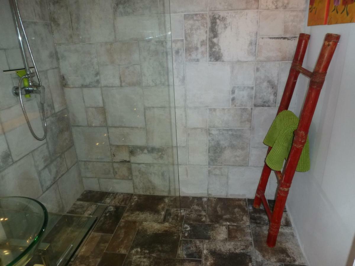 Appartement Les Pieds Dans L'Eau Dans Residence De Standing Ле Диамант Екстериор снимка